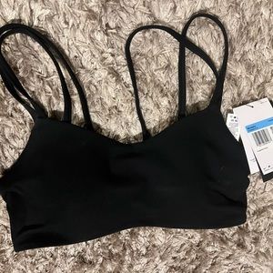 NWT Nike Women’s sport bra size M
